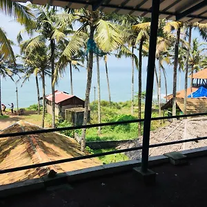  Hostel Paradise